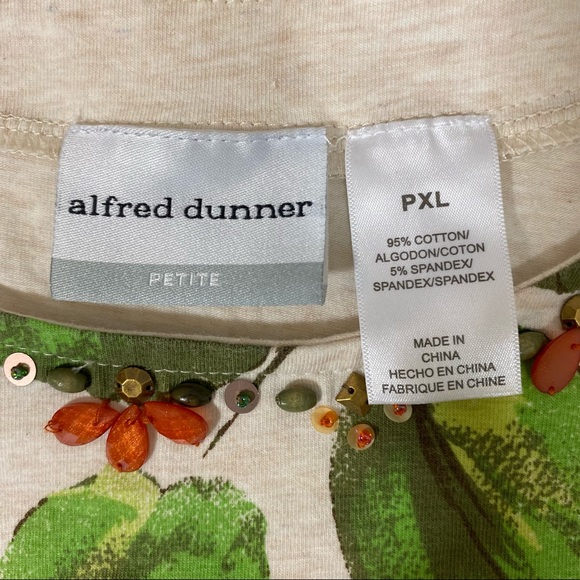 Alfred Dunner Floral Top  Long Sleeve Tee Floral Blouse Tropical Embelli… - Picture 4 of 10